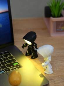 1 pieza Mini lámpara nocturna, lámpara nocturna de robot, lámpara de diseño de robot de dibujos animados LED linda, lámpara de mesa de compañía, regalo para Halloween, Navidad, Acción de Gracias/Graduación (Luz cálida)