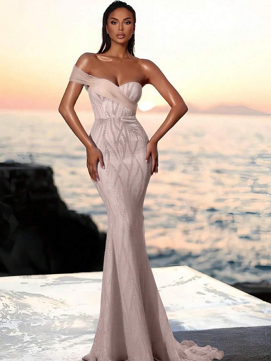 Women Sequin Slip-On Dress With Zipper Back & Padded Bust