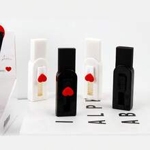 1 件心形推拉橡皮擦，纯黑白色，带有红色心形设计，适用于办公室、学校、考试、绘画、书写、铅笔清洁，适合作为家庭、伴侣、朋友的生日或节日礼物学校用品，返校