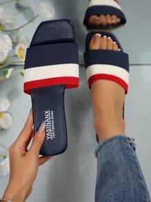 Sandals Women In Red, White, Dark Blue Stripes, Ribbed Summer Shoes, Flat Flat Flip-Flops, And Slippers Women Are Suitable For Daily Casual Outings, Vacations, Independence Anniversaries And Other Occasions