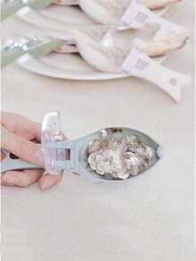 1/2 件符合人体工程学的鱼鳞去除器套装 - 快速剥皮，易于清洁鱼鳞刷 - 防滑刮鱼鳞神器带盖，适用于家庭烹饪和海鲜准备，手动鱼鳞去除器，适用于家庭厨房的小工具