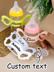 Cubiertas de botella de silicona con nombre personalizado, Cubierta de botella de silicona con alas personalizadas, Asa de botella de bebé con texto personalizado, Accesorios de botella de alimentación personalizables y fáciles de transportar, Ayuda de agarre de orificio ancho, Ligero y suave, Regalo conmemorativo para nuevas mamás, Regalos para bebé niño, Regalos para bebé niña, Regalos de cumpleaños, Accesorios para bebé, Niños, Niñas, Regalo para baby shower, Regalo pensativo - Estilo A - Ver 1