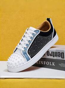 Men's Punk Style Low-Top Round Toe Breathable Stylish High-End Leather Anti-Slip Red Bottom Casual Sneakers With Rivet Studded, Versatile Stylish Youth Stage Party Shoes, Suitable For Outdoor, Travel