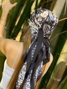 1PC Women's Black And White Paisley Printed Bandana Square Towel, 90CM Large Women's Satin Square Silk Feeling Hair Scarf Wrap Headscarf