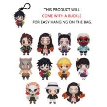 Crunchyroll 1 pezzo Serie di borse con accessori cieca in PVC 1 3 4 5 6, ufficialmente con licenza, borsa con molletta per portachiavi, figura da collezione, regalo per fan, con figure di Tanjiro, Nezuko, Zenitsu, Inosuke, Tengen, Shinobu, Mitsuri o altro in modo casuale, un accessorio portachiavi carino, regalo per compleanni