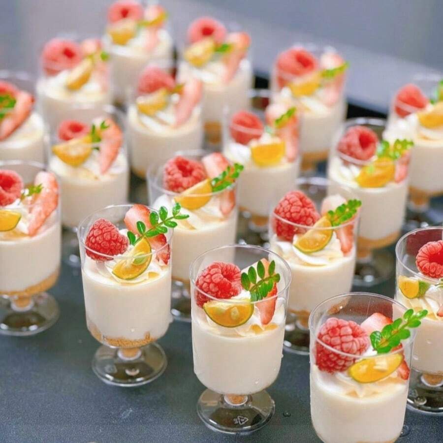 20 件迷你甜点杯、塑料布丁杯、一次性小酒杯、派对婚礼甜点、冰淇淋、开胃菜杯、适用于家庭厨房餐厅野餐婚礼派对、派对用品、餐具配件 - 彩色 - 查看 1