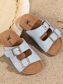 一双畅销儿童/2025新款女童人字拖，浅蓝色哑光鞋面搭配金色金属扣，款式简约时尚。鞋底部分采用软木材质，增加舒适度。适合3至12岁女童在沙滩玩耍、日常休闲等各种场合穿着，是女童时尚休闲的酷拖风格。 - 淺藍色 - 查看 5