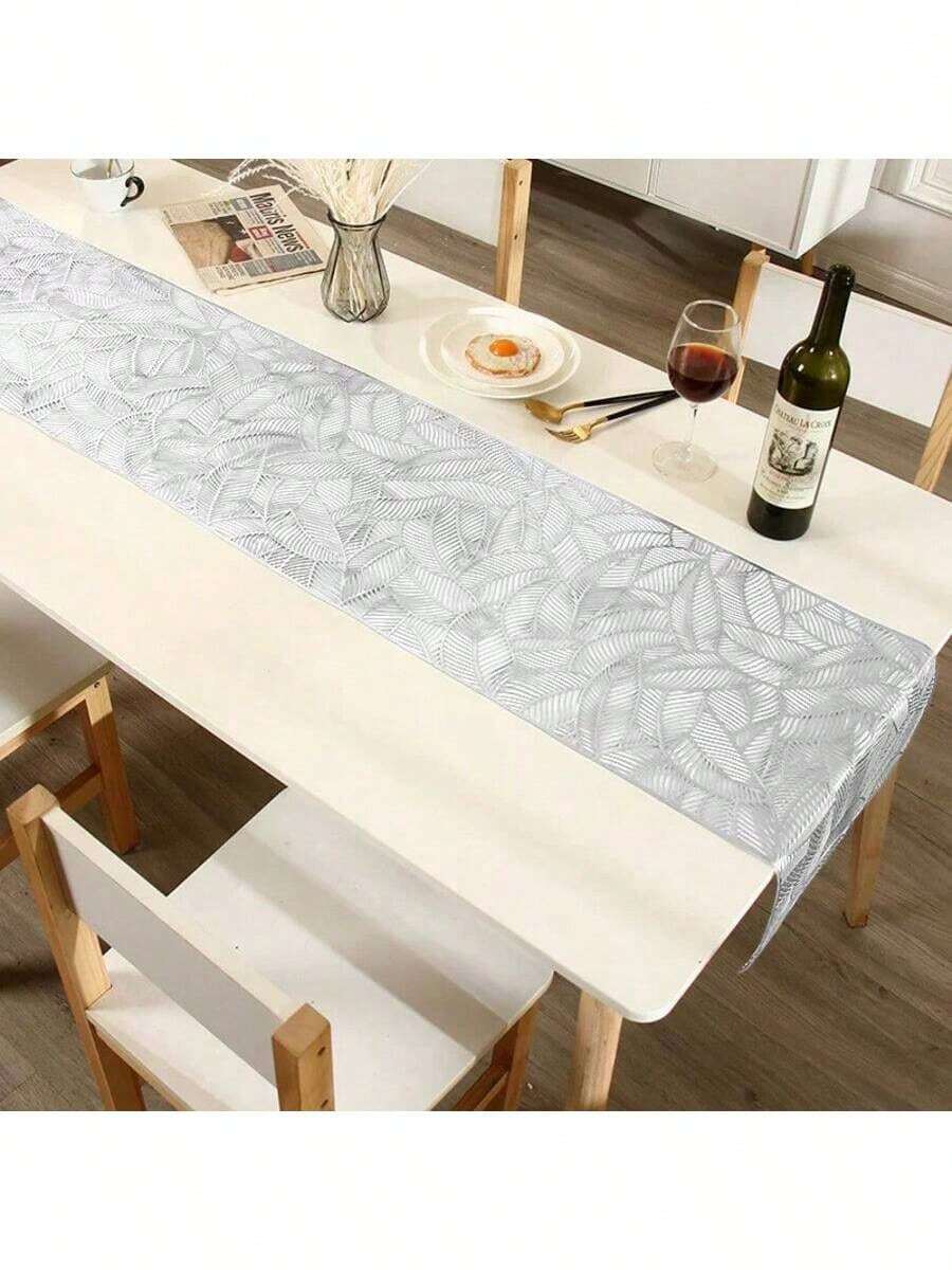 1 Stück Tischläufer-Tischdecke mit europäischer Prägung – elegante Luxus-Couchtischmatte, europäische Spitzentischdecke, PVC-Tischdecke, wasserdicht, weiche, mattierte Gummiplatte, Farbe passend für europäische Couchtische, Esstische, rutschfest und hitzebeständig, sehr gut geeignet für Hochzeiten, Brautgeschenkpartys und Geburtstage, Valentinstag, Silvesterparty, Festivals, tägliche Heimdekoration, Hotel-Restaurantbedarf - Silber - Übersicht 1