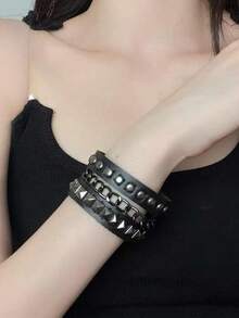 Xiacheng Bộ 1/3/4 vòng tay nữ phong cách Punk Rock - Vòng tay da giả có thể điều chỉnh, đính đinh tán, kiểu Emo Goth Biker thập niên 80, thời trang alternative unisex. - màu đen - Xem 14