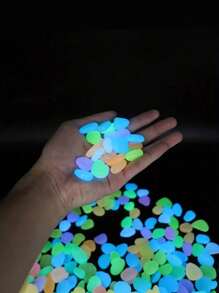 10/100/200/300 pezzi - Accessori da giardino in pietra luminosa, decorazione per micropaesaggio, acquario, patio esterno, prato, kit per percorsi. Ciottoli, pietre e rocce decorative luminose per giardino e vialetti. Possono essere usati come ornamenti da giardino o decorazioni per acquario. (Diventano più luminosi se esposti alla luce solare o artificiale.)