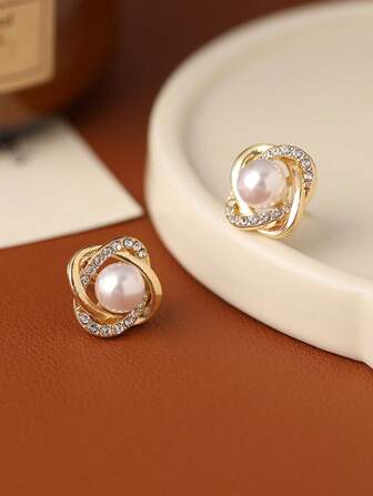 1 Pair Crystal & Pearl Cross Design Earrings, Minimalist Style Student Earrings, Summer 2025 New Arrival