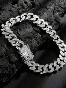 A Hip-Hop Punk Cuban Style Stainless Steel Full Diamond Bracelet, Suitable For Daily Wear, Street Travel And Other Occasions, And Also A Surprising And Exquisite Small Gift - Hip Hop Stainless Steel Diamond Bracelet - View 2