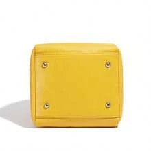 2026 Spring/Summer New Fashion Silver Color Women Handbag, Lunchbox Bag, Bright Leather Stylish Cool Y2K Style Cute Square Winged Toiletry Bucket Crossbody Bag - 黃色 - 查看 5