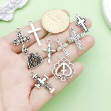 29pcs Mixed Bulk Antique Silver Holy Religious Cross Pendant Vintage Alloy Cross Charms For DIY Jewelry Making Accessories(The Style Is Random)