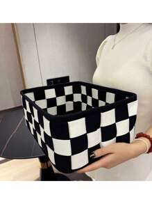 1pc Elegant Black & White Checkerboard Cosmetic Storage Box Dresser Desktop Organizer For Skin Care, Sundries & More - Space-Saving, Folding,Rectangular Design For Clothes & Toy Storage