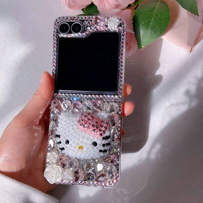 Cute Fully Rhinestoned KT Cat Foldable Phone Case For Samsung Galaxy Z Flip3 5GGalaxy Z Flip 4 5GGalaxy Z Flip 5 5GGalaxy Z Flip 6 5GGalaxy Z Flip