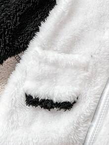 1pc Infant Panda Hooded Romper, Long Sleeve Plush Jumpsuit With Pockets & Zipper, Fashionable Design Suitable For 0-9 Months Baby