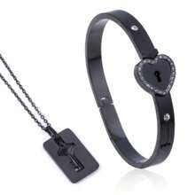 rongji jewelry 1 Set Pulsera y Collar de Pareja con Corazón y Candado de Acero de Titanio, Resistente al Desgaste, Regalo del Día de San Valentín, Mamá, Madre, Día de la Madre