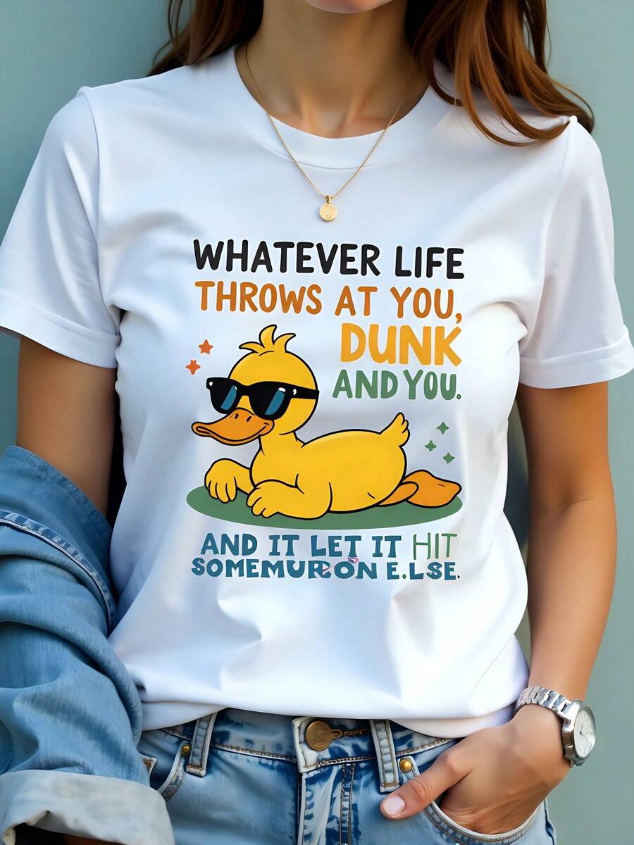 Camiseta de mujer blanca 180g de algodón con estampado de pato "Whatever life throws at you, dunk and you" - T-shirt redonda de manga corta, estilo casual y divertido, ideal para el verano, con diseño único y textos motivadores, cómoda y moderna. - Blanco - Ver 1
