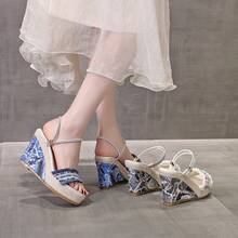 Women Platforms & Wedge Sandals