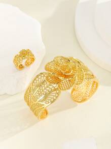 2pcs Vintage Elegant 18K Gold Plated Hollow Floral Women Bracelet Rings Jewelry Set, Suitable For Daily, Festival Wear, Party Or Wedding Gift