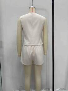 Conjunto de chaleco corto con cuello en V y botones embellecidos para mujer conjunto mujer, conjuntos elegantes para dama, conjuntos elegantes para dama, conjunto de dos piezas para mujer con top y pantalones cortos de colores sólidos, sencillos y casuales.