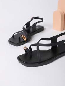 Pearl Embellished Glossy 2025 Comfortable Thick-Sole Women's Flat Shoes, Soft & Flexible, New Style Square Toe Slip-On Mules, Elegant Buckle Detail, Monochrome Sandals, Suitable For Dates, Traveling, All Seasons, Hiking - Black - View 3