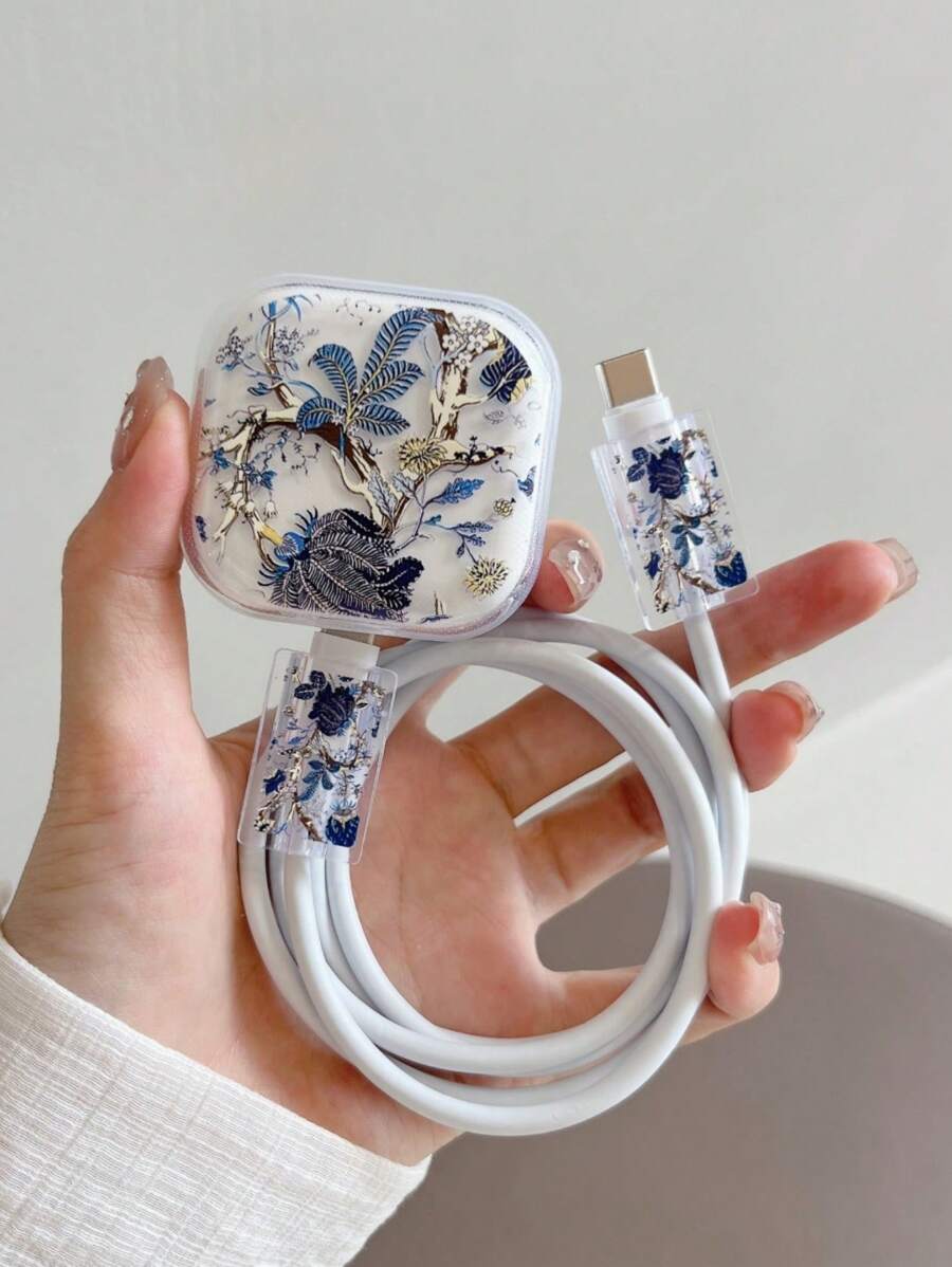 Set de 3 fundas protectoras para cable de datos y cargador, con patrón de flores azules estilo Reino Unido, adecuado para adaptador de carga rápida de 20W de Apple, accesorios de cargador para evitar que se rompa el cable, protector de cargador, accesorios para teléfono