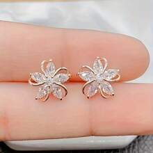 Elegant Rose Gold Cubic Zirconia Flower Earrings - Vintage Style, Stainless Steel Stud Earrings, Perfect For Daily Wear Or As A Gift For Women And Sisters, Quirky Earrings