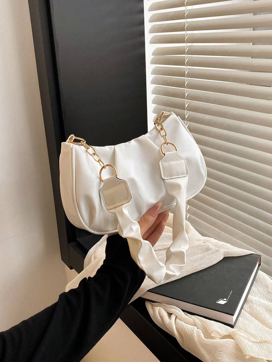 New Vintage Commuter White Simple Pleated Cloud Shoulder Bag - White - View 1