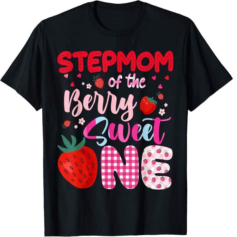 Camiseta de algodón de 220 g para el Día del primer cumpleaños de la "madrastra de la dulce baya" - Ideal para días de playa, senderismo, reuniones informales o looks de aeropuerto. Fácil de vestir formal o informalmente. Un regalo único y práctico para viajeros y profesionales ocupados - Negro - Ver 1