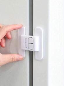 10 pezzi Serratura automatica per porta frigorifero, senza necessità di foratura, facile installazione, serratura di sicurezza per garantire cassetti e scatole di stoccaggio chiusi in modo sicuro, impedisce l'apertura della porta del frigorifero, adattabile universalmente per frigoriferi, cassetti e scatole di stoccaggio, design a doppia fibbia per prevenire l'apertura accidentale (colore e stile casuali)