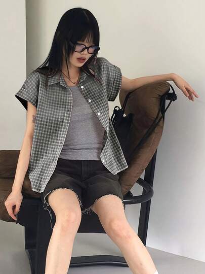 格子印花纽扣衬衫，女士休闲短袖上衣，适合春夏穿着，黑色