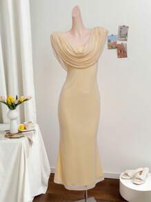 Vestido largo ajustado de cuello en V para mujer, vestido de punto con detalle fruncido de unicolor elegante, crema amarillo