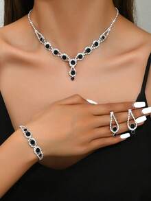 Fashionable And Gorgeous Women's Jewelry Set, Including Necklaces, Earrings And Bracelets, The Shining Rhinestones Are Fashionable And Elegant, Suitable For Many Scenes, Wedding Banquets, Dance Parties, Etc.