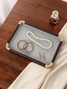 1 Pieza, Caja de almacenamiento de anillos con bordes redondeados con borde dorado, color gris, bandeja de exhibición, caja de almacenamiento de joyas, gran capacidad, madera maciza de alta calidad, para aretes, pendientes, joyería pequeña, joyería, gran capacidad, bandeja de exhibición, caja de exhibición de joyas de madera maciza, adecuada para anillos, aretes, etc., estilo retro, es una opción de regalo para mujeres, regalo del Día de la Madre, regalo para amigos, regalo para novia, regalo para familiares, regalo para maestros, regalo para colegas