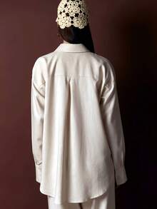 Schlichte Knopf-Langarmbluse, Damen Bluse, Frühling/Sommer neue Aprikot Farbe Damen Hemd, locker sitzende elegante Bluse, einfarbige Knöpfe, minimalistisch für Alltag und Büro, Damen Arbeitsuniform, Büromode, Lehrerin, Urlaubsoutfit, Hemd im Stil des Nationalfeiertags in Saudi-Arabien und im Nahen Osten, Collegejacke, europäische Businessmode