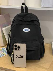 Mochila ligera y versátil de nailon casual