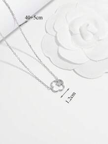 1 pieza Elegante y de moda collar de plata esterlina 925 con diseño geométrico hueco de trébol y circonita cúbica, perfecto para fiestas, regalo personalizado para mejorar el estilo de la mujer