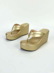 Women's Platform Wedge Sandals, New Spring/Summer Round Toe Gold Color Thong Slippers, Fashionable Waterproof Elevated Casual Vacation Shoes, Versatile Plus Size Ladies Gold Wedge Sandals, Luxury Shallow Gold Party Shoes