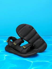 幼儿男童纯色运动凉鞋，可调节钩环扣，防滑鞋底，易于穿着，适合日常休闲、海滩、度假