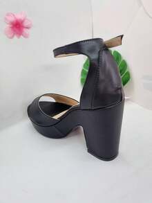 Women Pumps - Black Goat - View 2