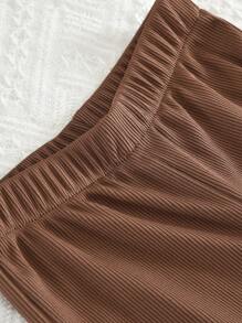 2 件套幼儿女孩休闲简约风格大翻领长袖条纹上衣和纯色喇叭裤套装，春秋