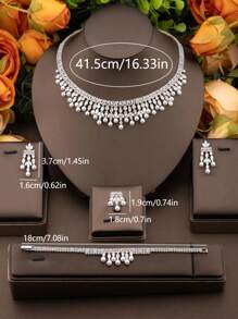 1 Set de joyería de alta calidad, lujosa y elegante con circonita cúbica con diseño floral, incluye 1 par de aretes, 1 collar, 1 pulsera, 1 anillo, adecuado para fiestas y banquetes de mujeres, sin caja de regalo