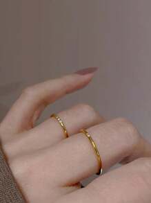 1 pieza/2 piezas/3 piezas Anillos sencillos de titanio y acero con rhinestones, anillos apilables vintage únicos adecuados para uso diario de la mujer, gran regalo para amante/amigo en días festivos