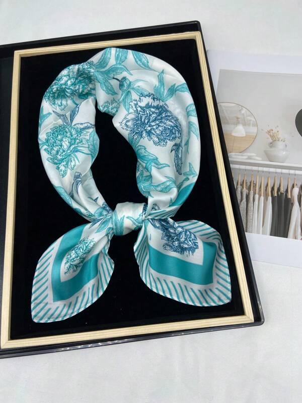 1pc Women's Elegant/Vintage Fashion Printed Thin Style Faux Silk Scarf/Satin Square Scarf, Bandana,Women's Neck Scarf,Shawl, Light And Thin Comfortable Women's Wrap Hijab,Abaya,Women's Headwear,For Daily Wear And Outing In Spring,Summer,And Autumn,As Well As Mother's Day, Women's Day Gift Ideal Choice