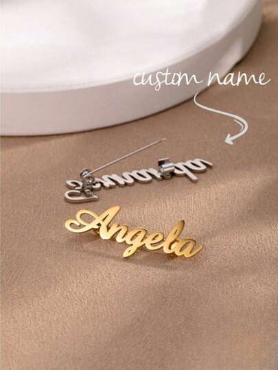1pc Customized Name Brooch Pin, Personalized Stainless Steel Lapel Pin With Tag, Suitable For Business Style, Fit For Bridesmaid Gift, Birthday, Christmas, Father's Day And Girlfriend,Durable,Engraved,Stainless,Colorful,Cute,Adorable,Funny,Kawaii,Y2K,Stylish,Unisex,Casual,Custom,Personalized,Unique,Customized,Ideal Gifts For Him,Ideal Gifts For Her,Her,Boyfriend,Girlfriend,Family,Friends