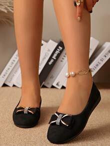优雅蝴蝶结细节女式平底鞋 - 圆头一脚蹬软底平底鞋，轻便舒适 - 时尚蝴蝶结设计展现优雅风格 - 经典、优雅、百搭 - 黑色 - 查看 8