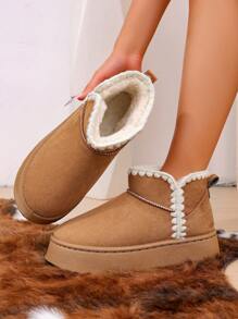 女式 2025 厚底防滑设计保暖内衬雪地靴，时尚百搭款式，适合户外活动、旅行和度假