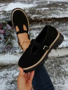 Scarpe Mary Jane con piattaforma di nicchia, ballerine con tomaia bassa per donne taglia forte, mocassini con suola morbida 2025 Primavera Autunno Nuovi Oxford versatili slip-on stile britannico